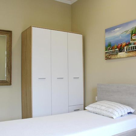 Apartamenti 2v1 - Myslym Shyri Tirana Esterno foto