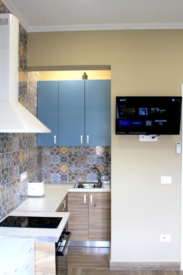 Apartamenti 2v1 - Myslym Shyri Tirana Esterno foto