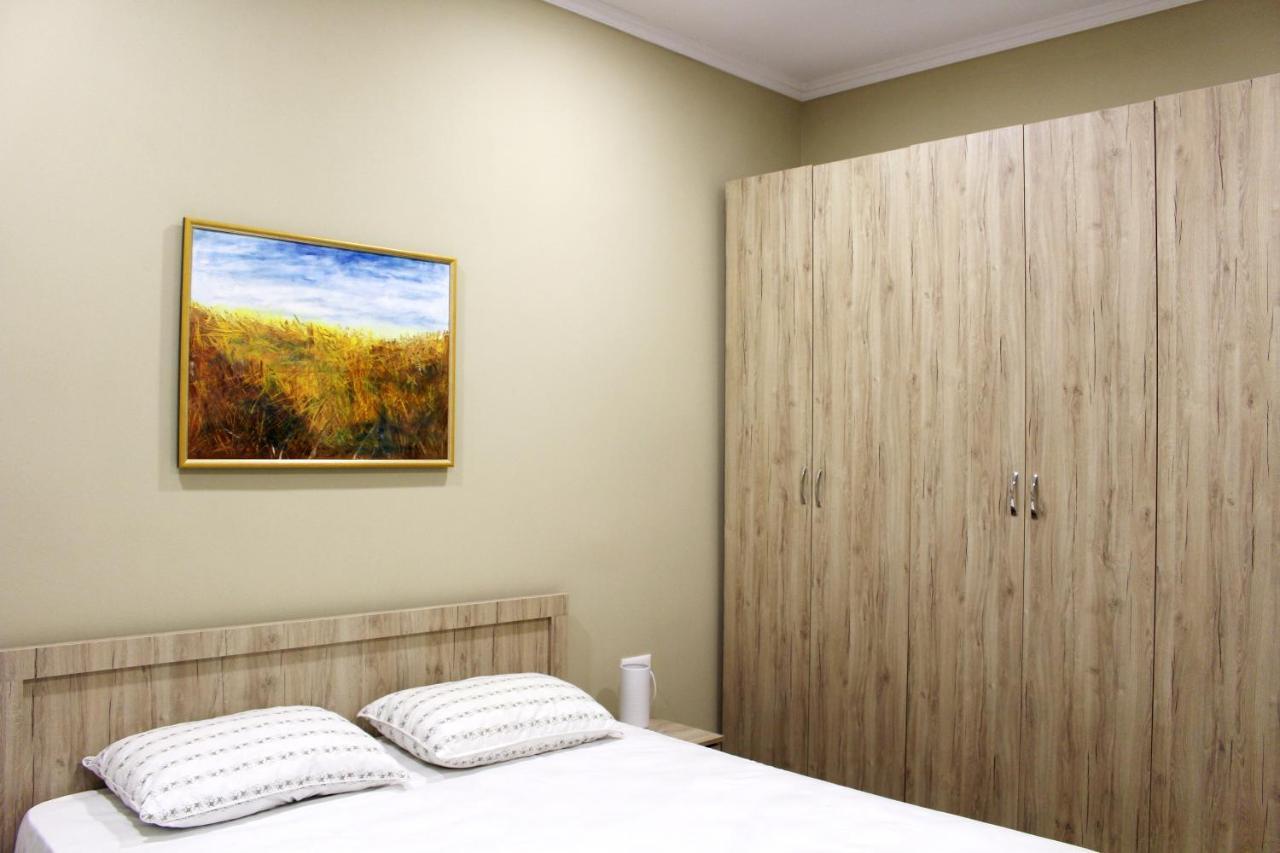 Apartamenti 2v1 - Myslym Shyri Tirana Esterno foto