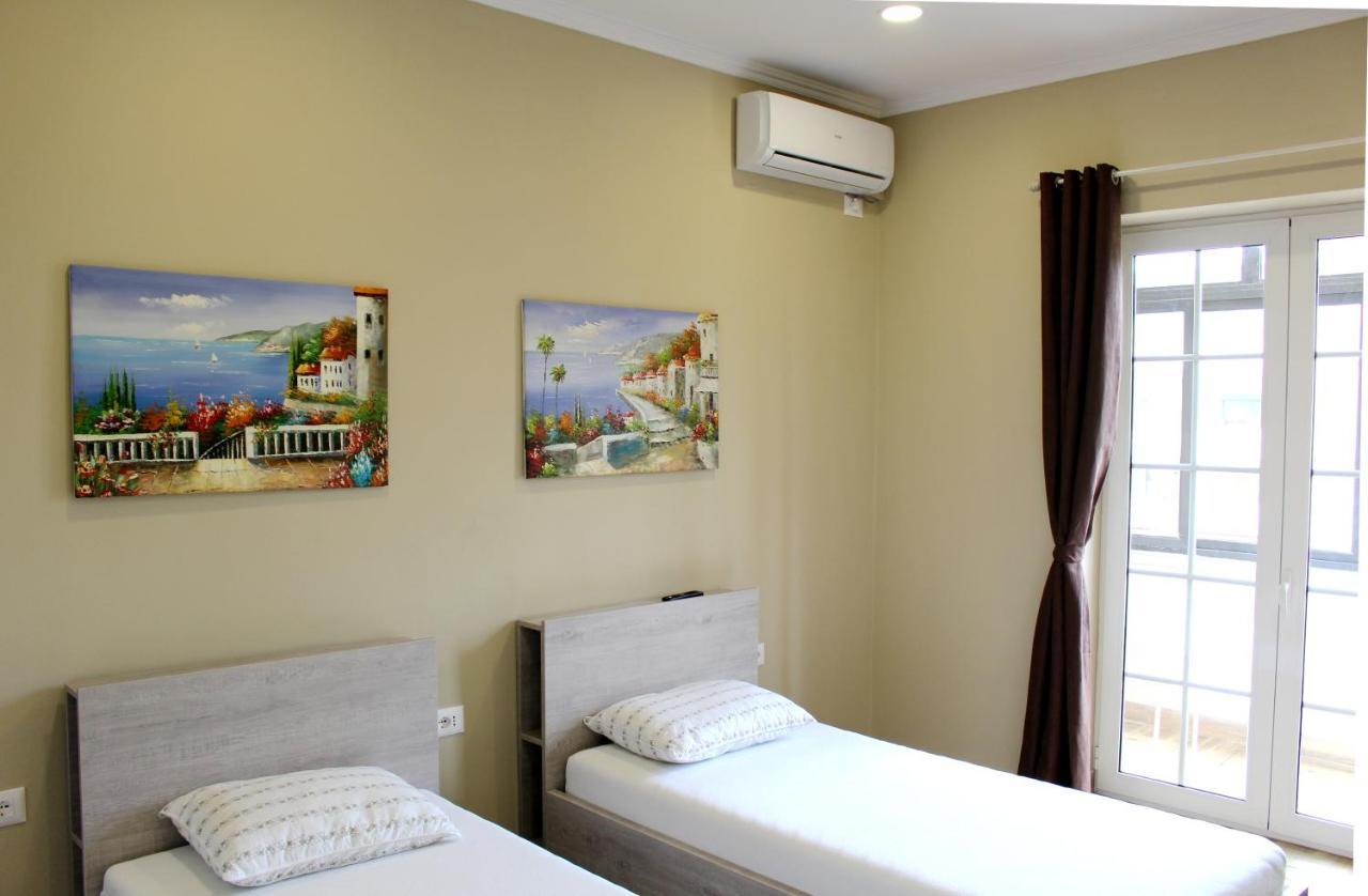 Apartamenti 2v1 - Myslym Shyri Tirana Esterno foto