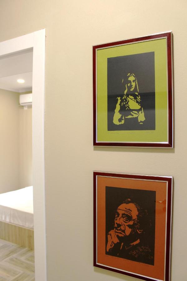 Apartamenti 2v1 - Myslym Shyri Tirana Esterno foto