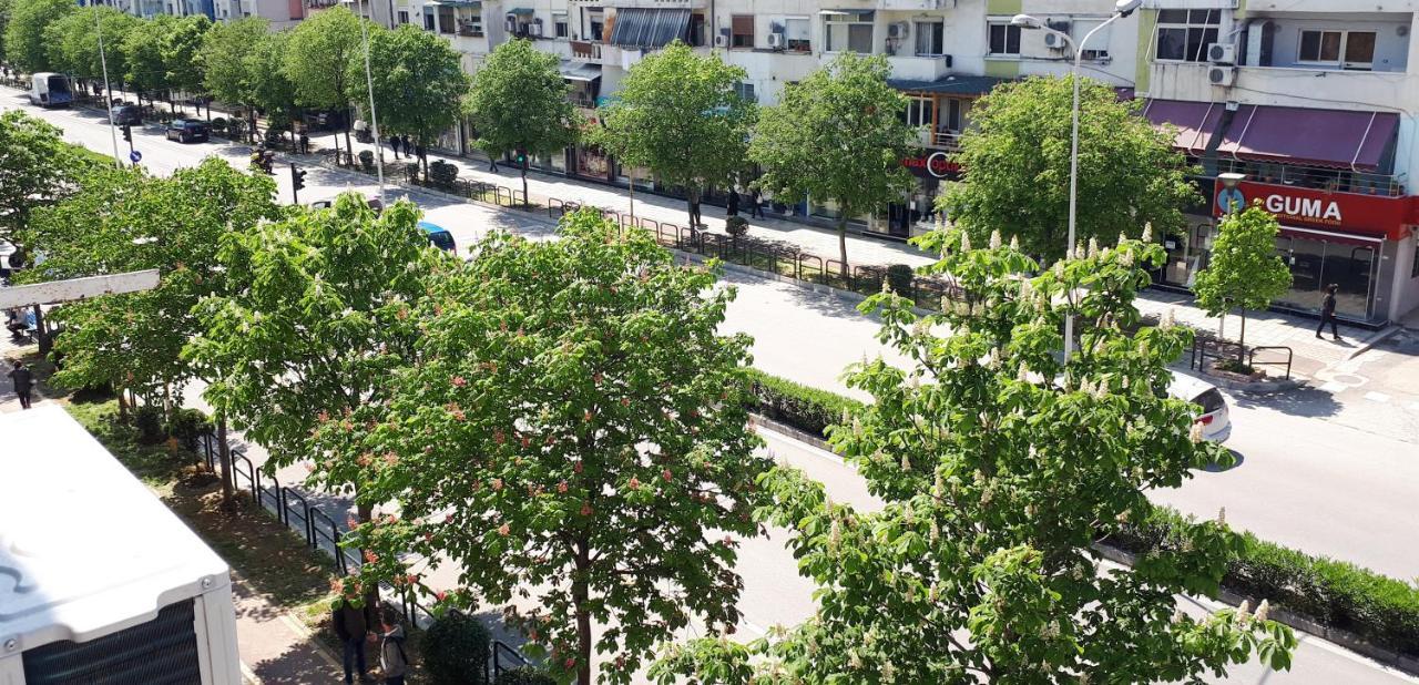 Apartamenti 2v1 - Myslym Shyri Tirana Esterno foto